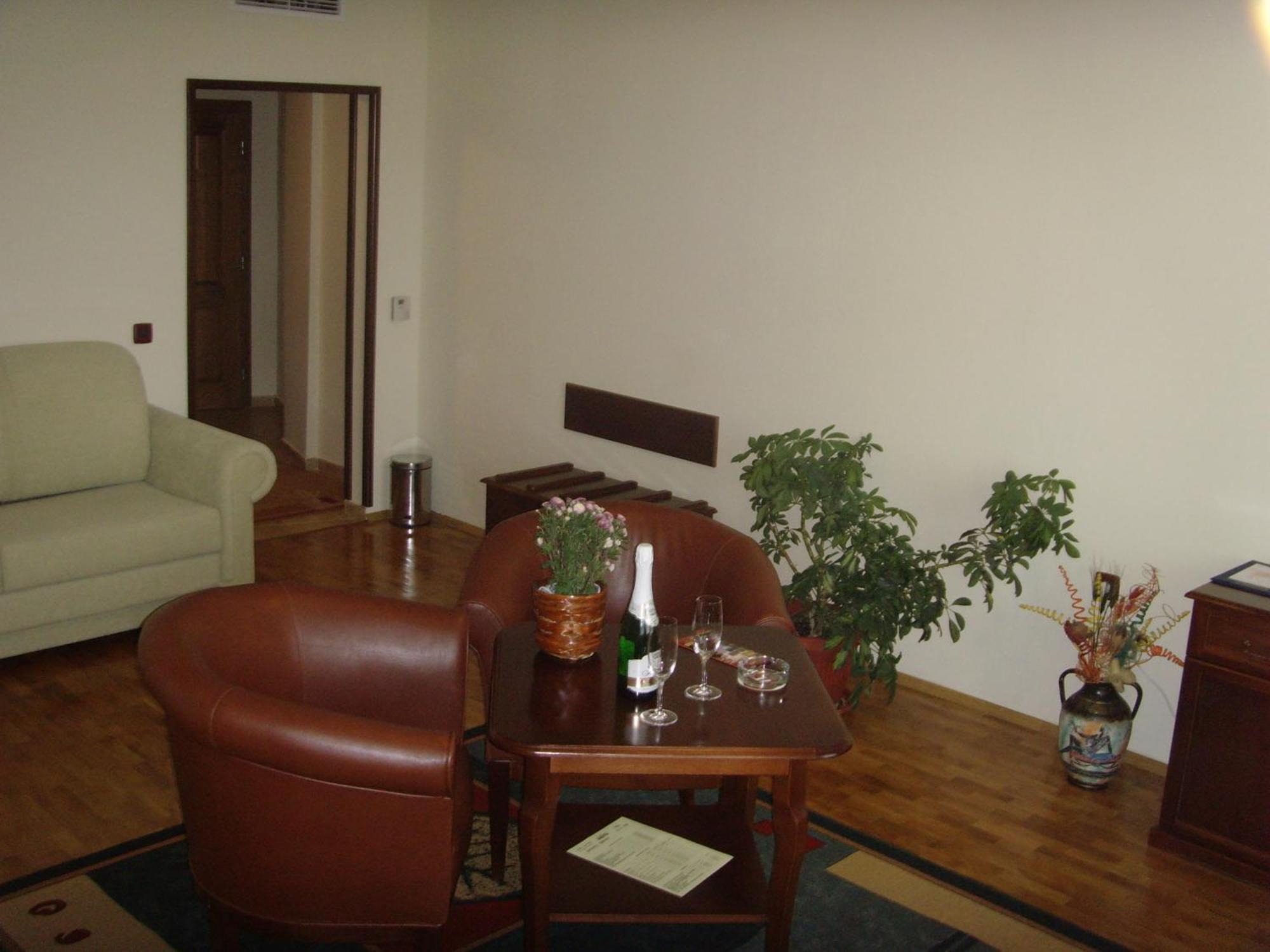 Meridian Hotel Bolyarski Велико-Тырново Экстерьер фото
