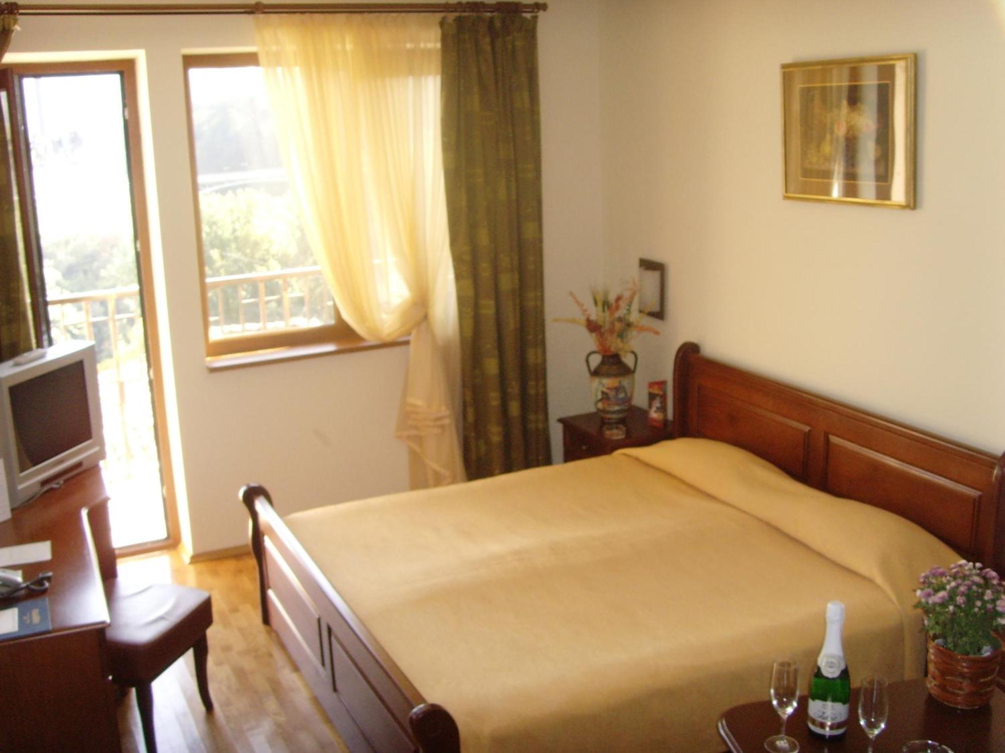 Meridian Hotel Bolyarski Велико-Тырново Экстерьер фото