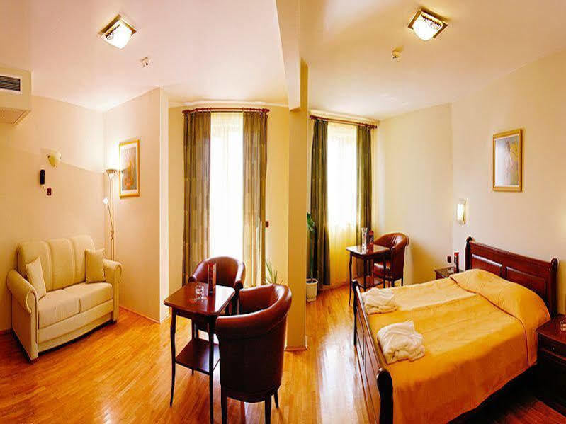 Meridian Hotel Bolyarski Велико-Тырново Экстерьер фото